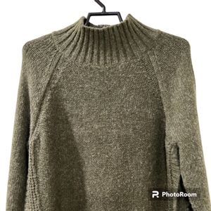 American Eagle Outfitters Olive Green Turtleneck Sweater